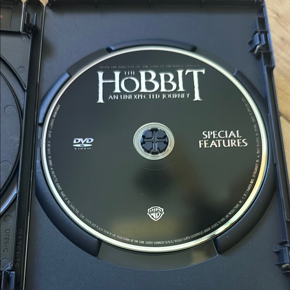 Lord of the Rings and The Hobbit DVD Collection - Picture 9 of 9